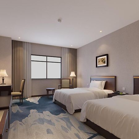 Beijing Palace Soluxe Hotel Astana Exterior foto